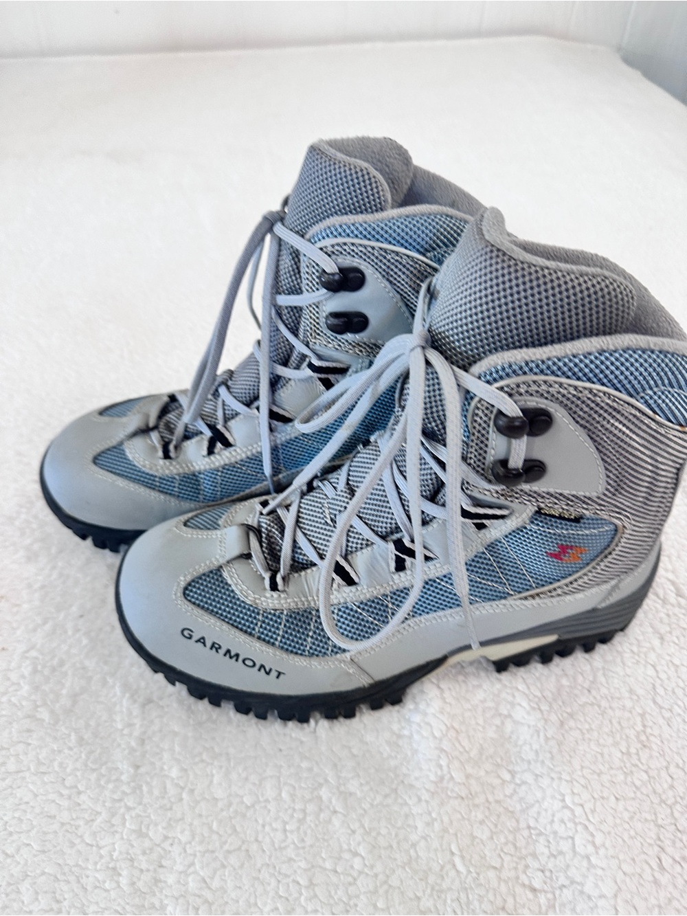 Garmont Momentum Snow GTX Women’s Winter Hiking/Snowboarding Boots Size 8